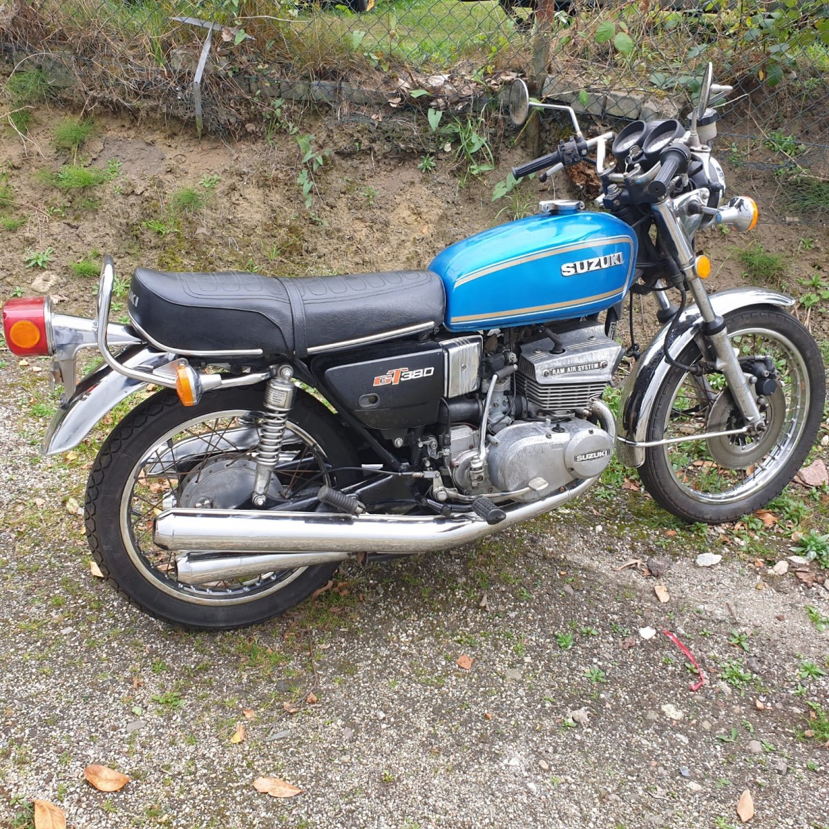 Suzuki GT 380